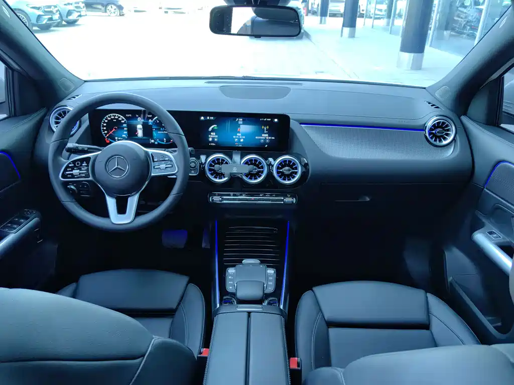 Mercedes-Benz GLA 2021