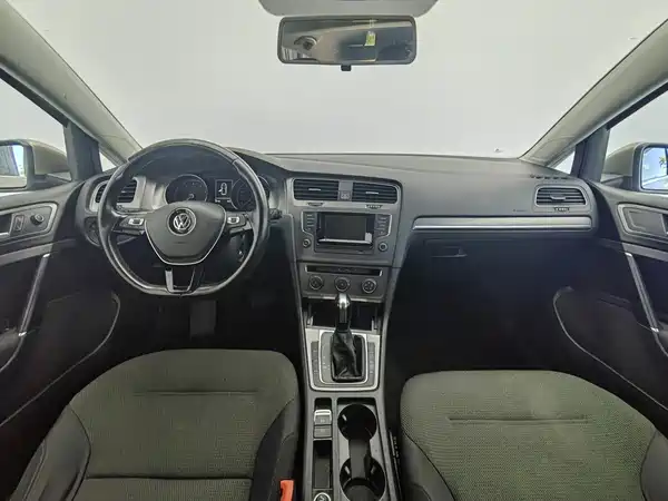 Volkswagen Golf 2016