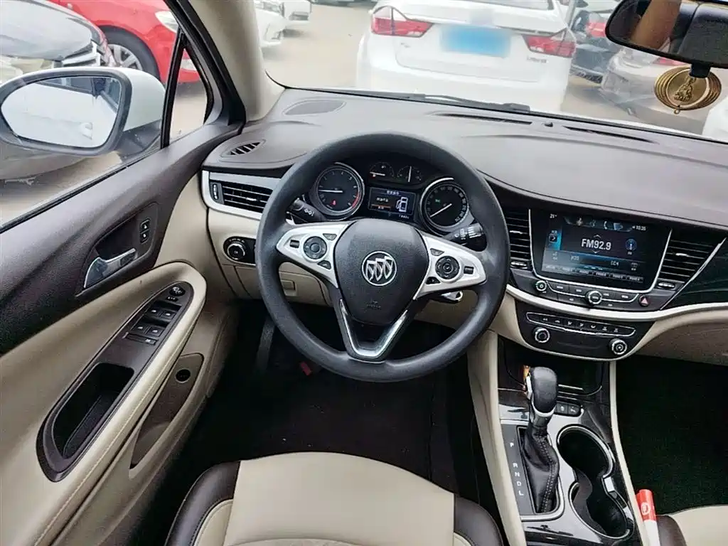 Buick Verano 2017 — фото 11