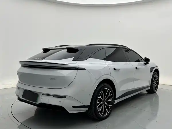 Zeekr 007GT 2025