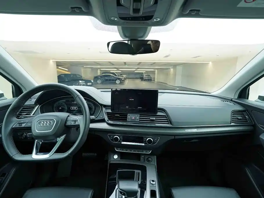 Audi Q5L 2021 — фото 19