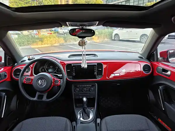Volkswagen Beetle 2016