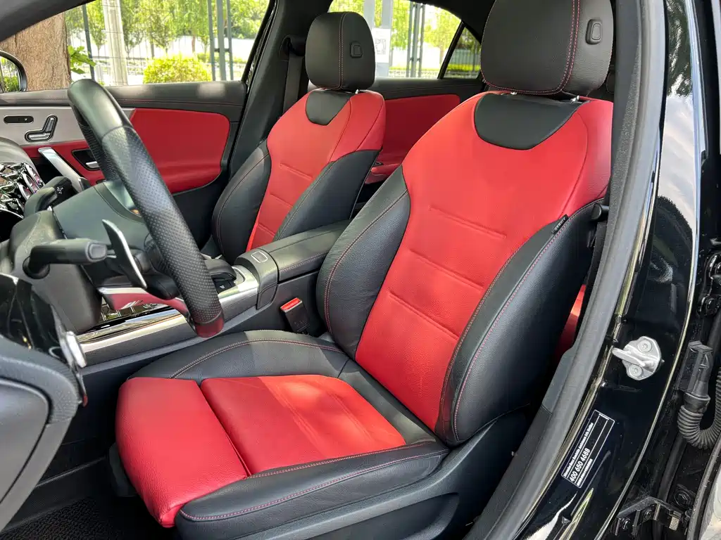 Mercedes-Benz A-Class AMG 2023 — фото 22