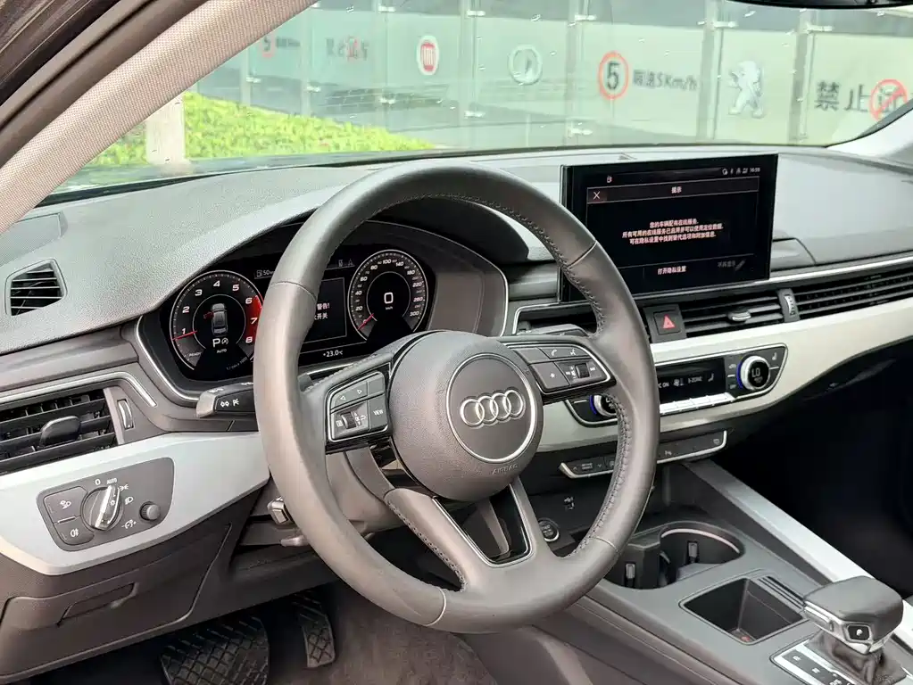 Audi A4L 2020 — фото 13