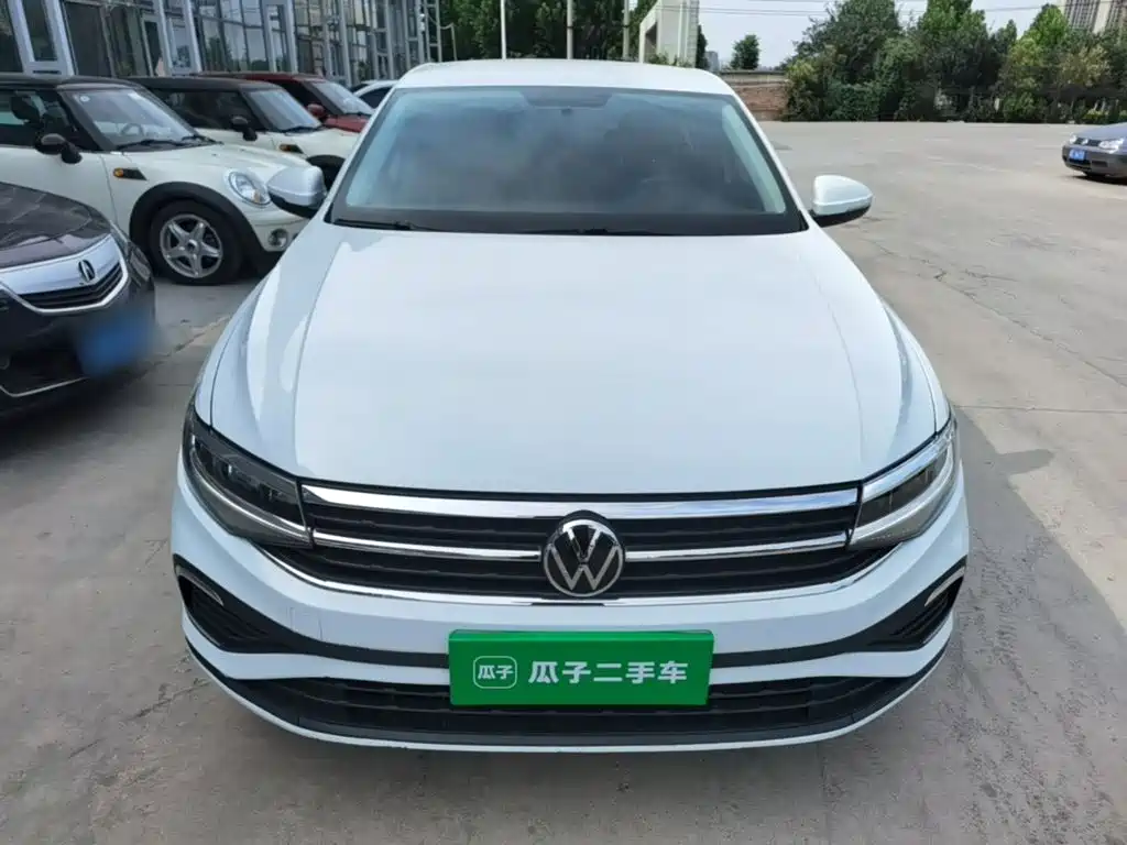 Volkswagen Bora 2023