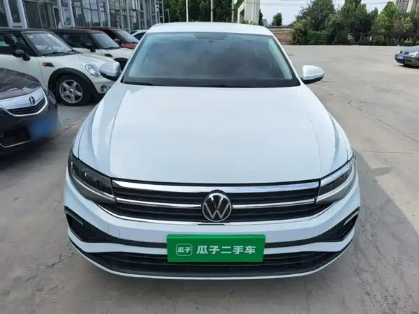 Volkswagen Bora 2023