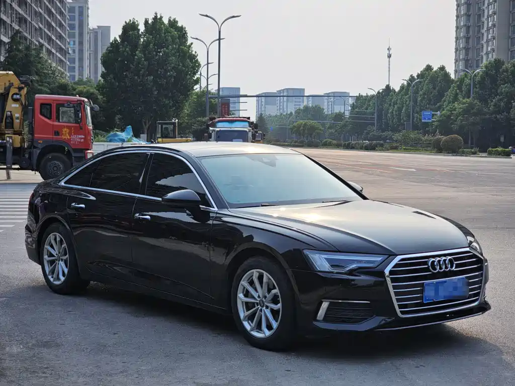 Audi A6L 2020