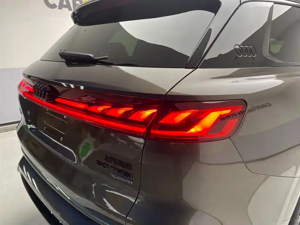 Audi Q6 2022 — фото 10