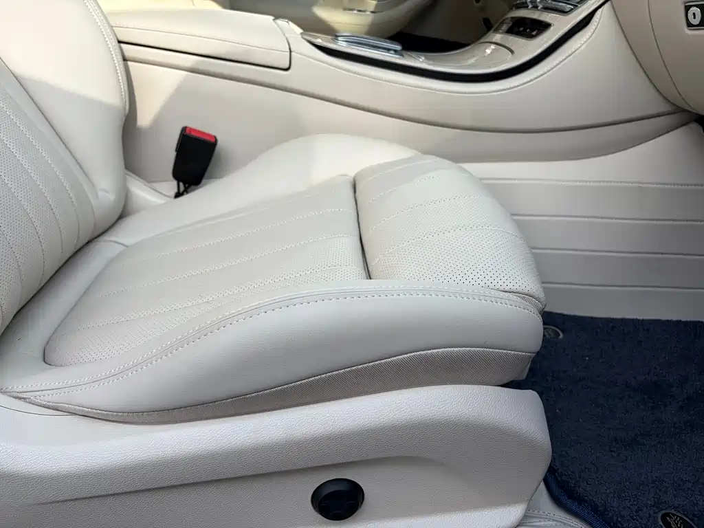 Mercedes-Benz E-Class 2021 — фото 13