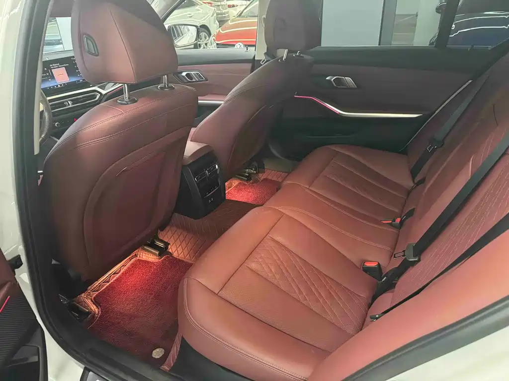 BMW 3 Series 2024