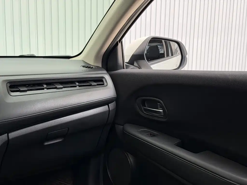 Honda Vezel 2017 — фото 19