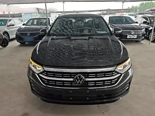 Volkswagen Sagitar 2023