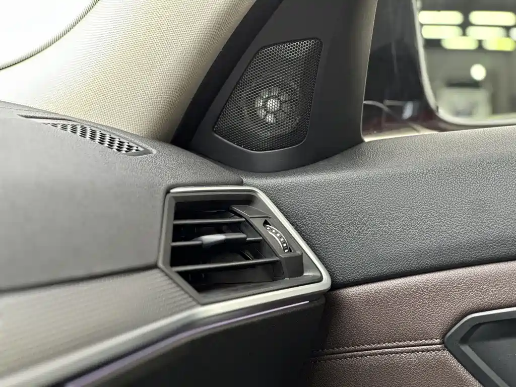 BMW 3 Series 2020 — фото 14