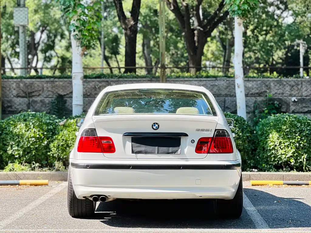 BMW 3 Series 2003 — фото 16