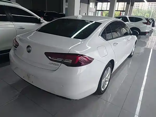 Buick Regal 2019