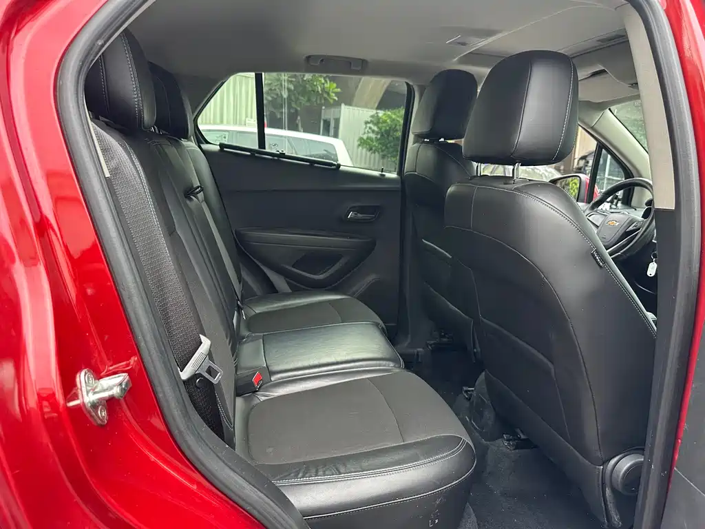 Chevrolet Trax 2014 — фото 14