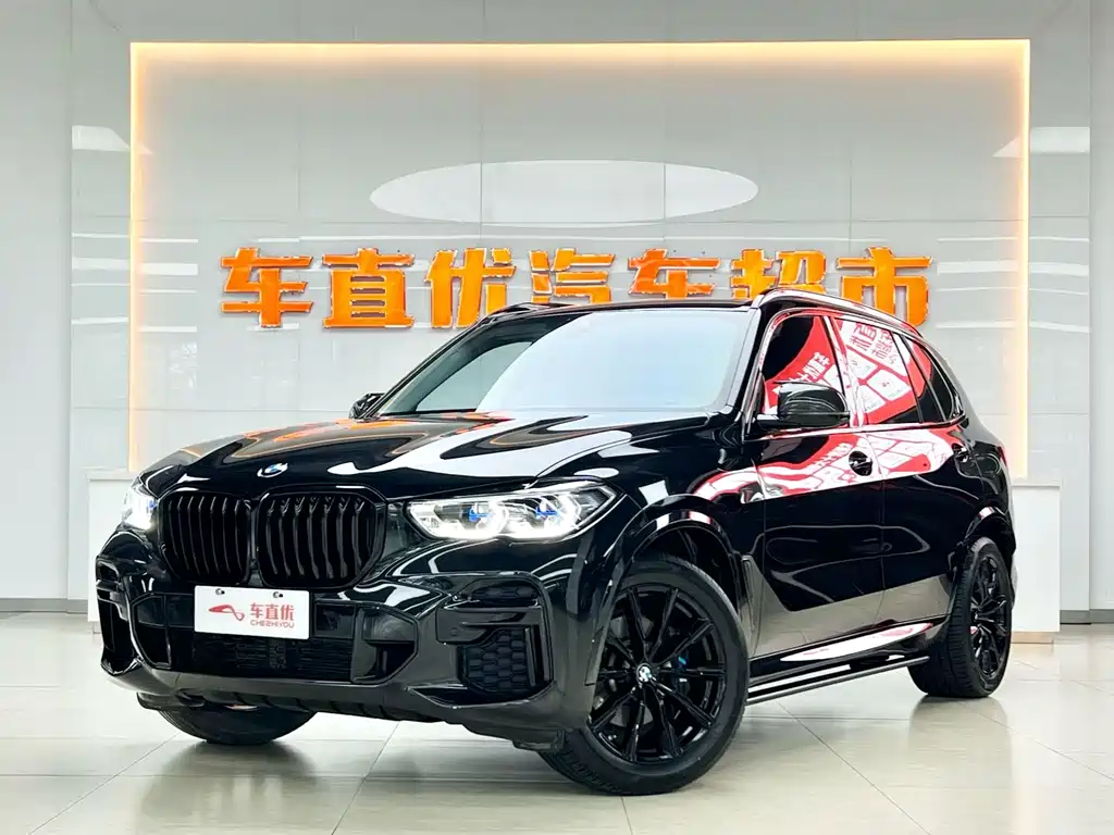 BMW X5 2022 — фото 1