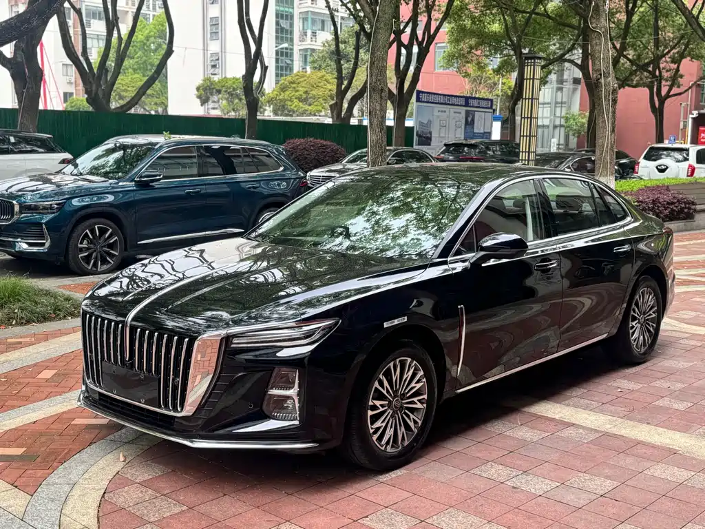Hongqi H5 2025