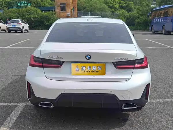 BMW 3 Series 2023