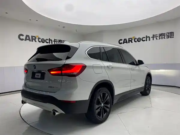 BMW X1 2021