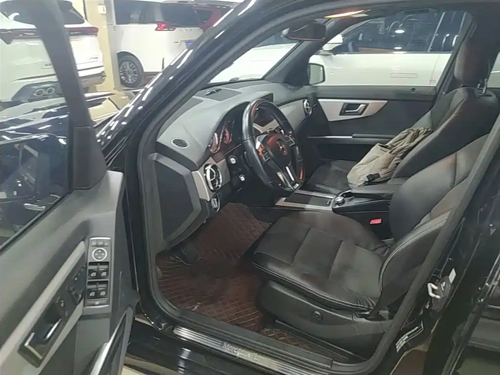 Mercedes-Benz GLK-Class 2015 — фото 16