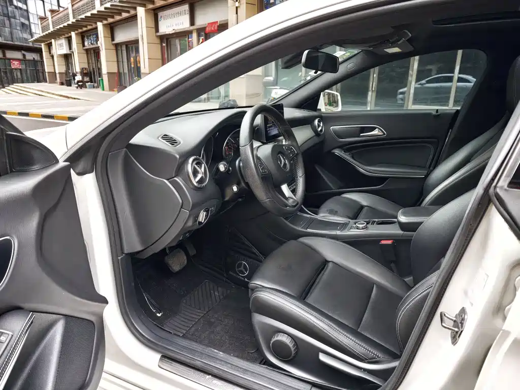 Mercedes-Benz CLA 2018 — фото 9