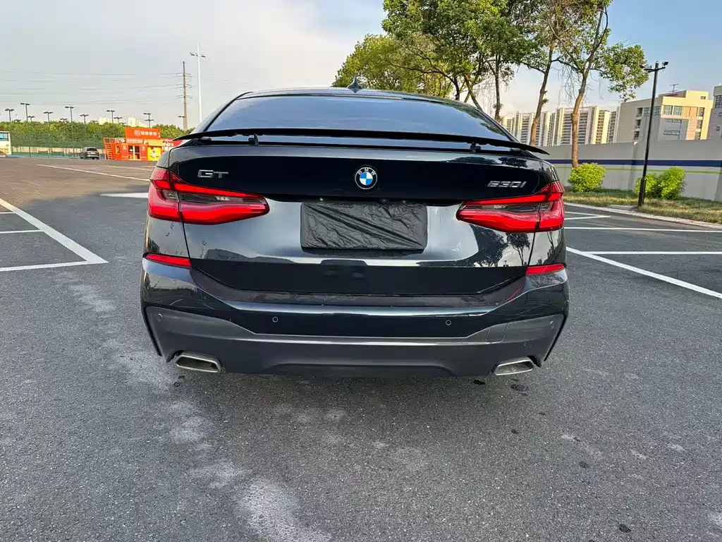BMW 6 Series GT 2022 — фото 12