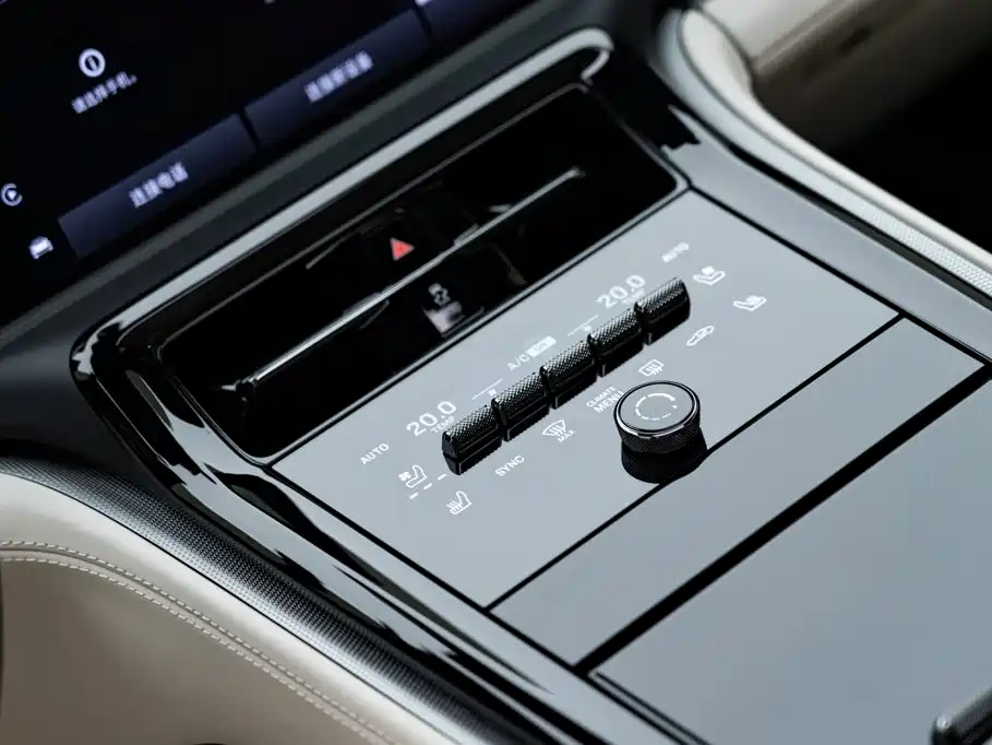 Porsche Panamera 2025 — фото 16