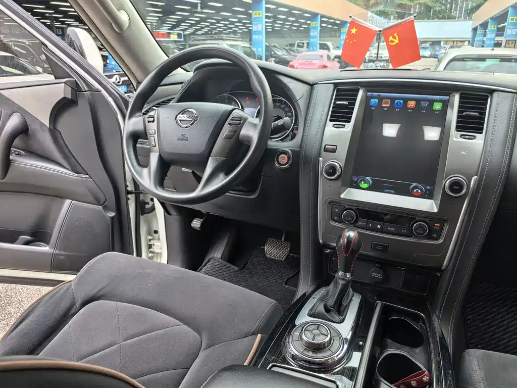 Nissan Patrol 2018 — фото 12