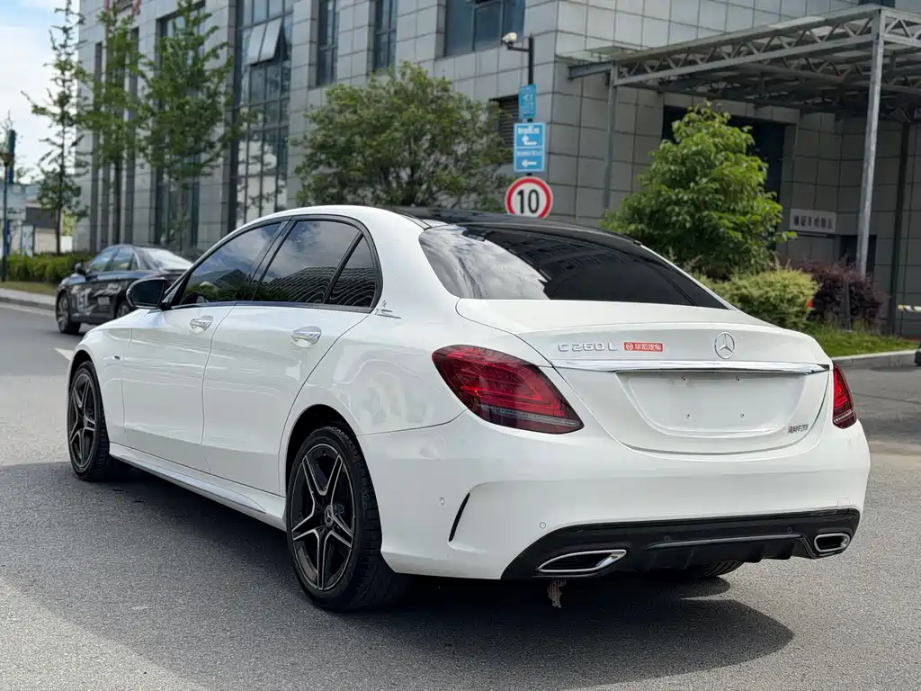 Mercedes-Benz C-Class 2021 — фото 13