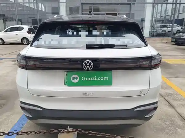 Volkswagen ID.4 X 2024