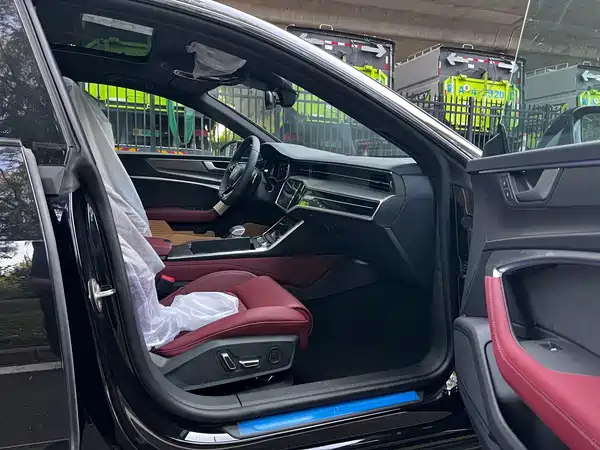 Audi A7L 2026
