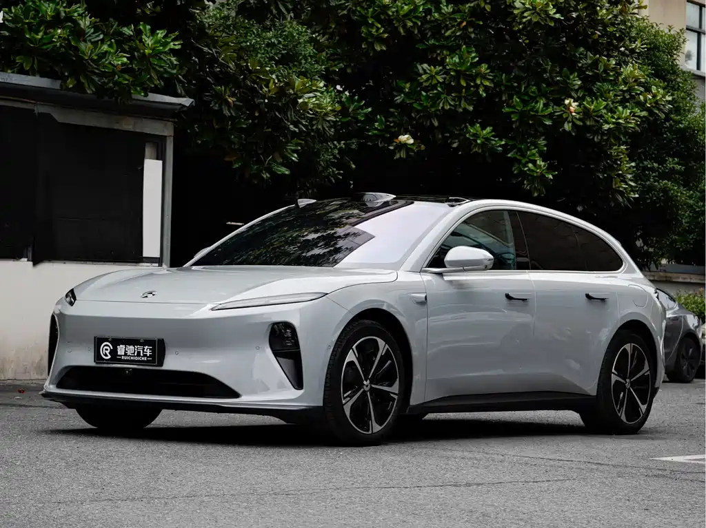NIO ET5T 2025