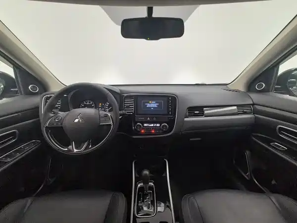 Mitsubishi Outlander 2019