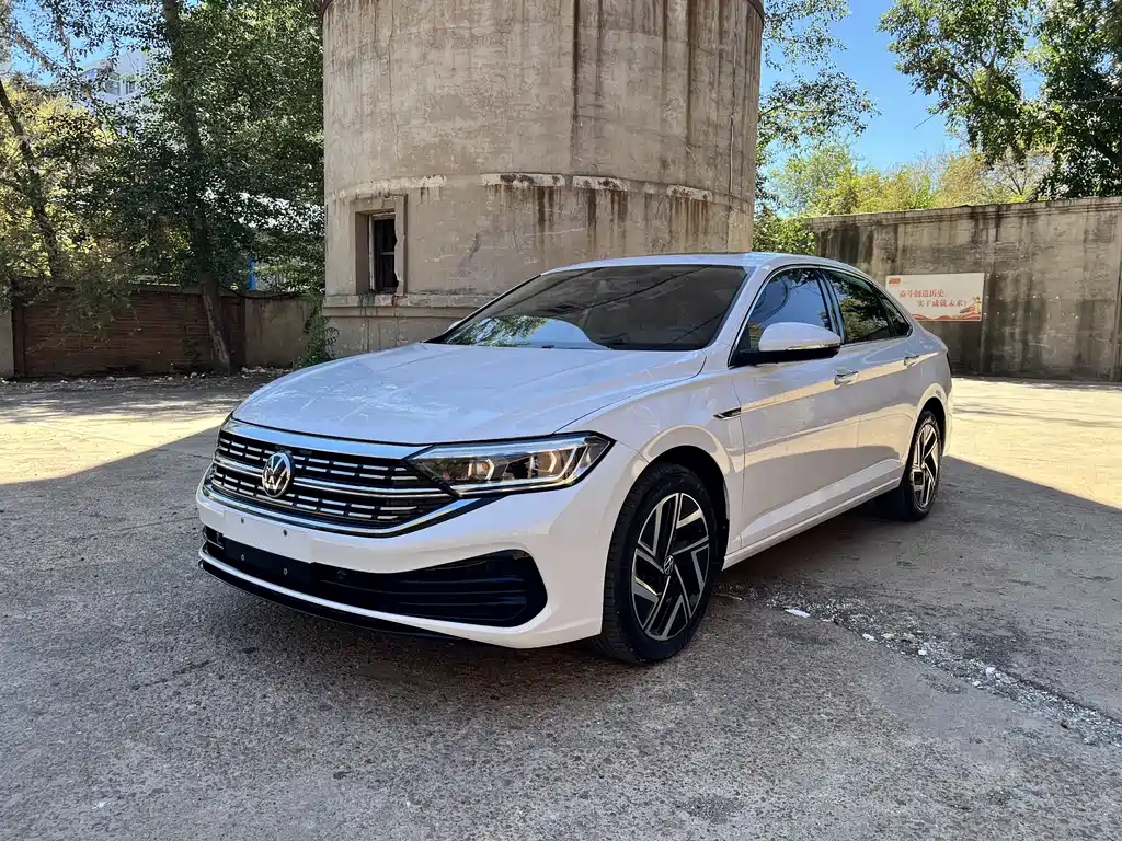 Volkswagen Sagitar 2023