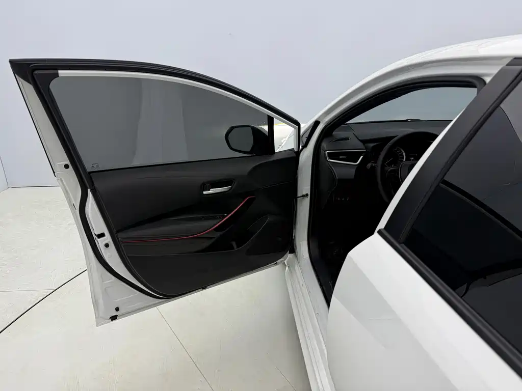 Toyota Levin 2022 — фото 21