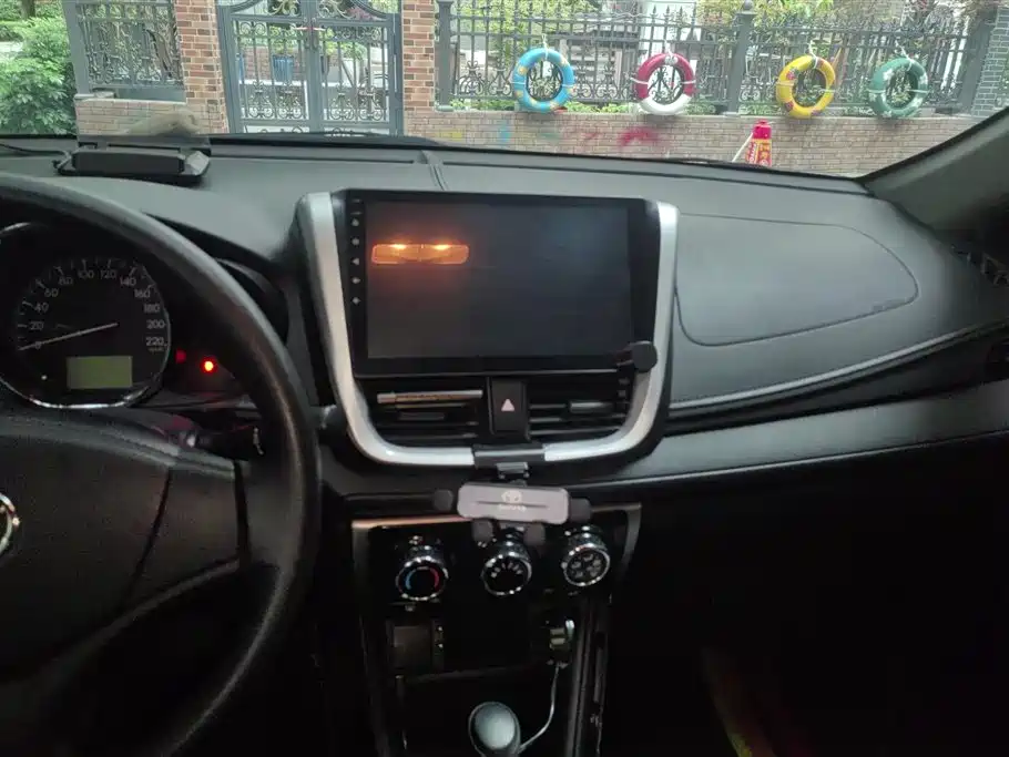 Toyota Vios FS 2017 — фото 13