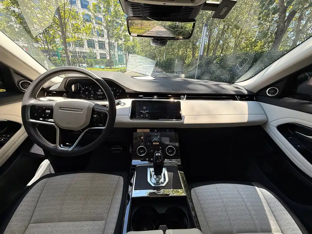 Land Rover Range Rover Evoque 2022 — фото 8