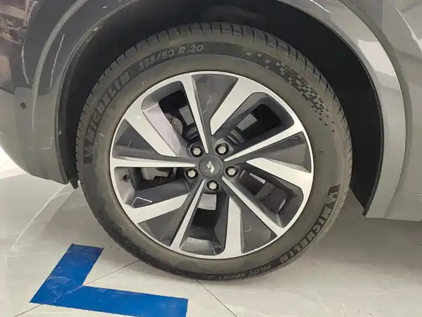 Li Auto ONE 2023