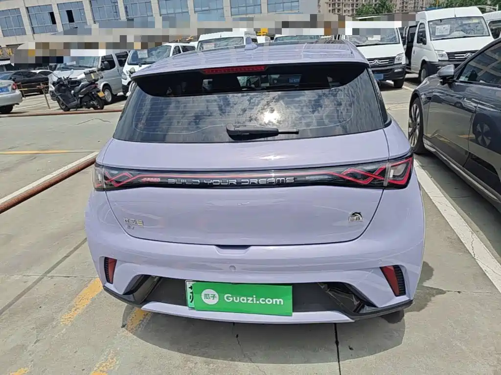 BYD Dolphin 2023