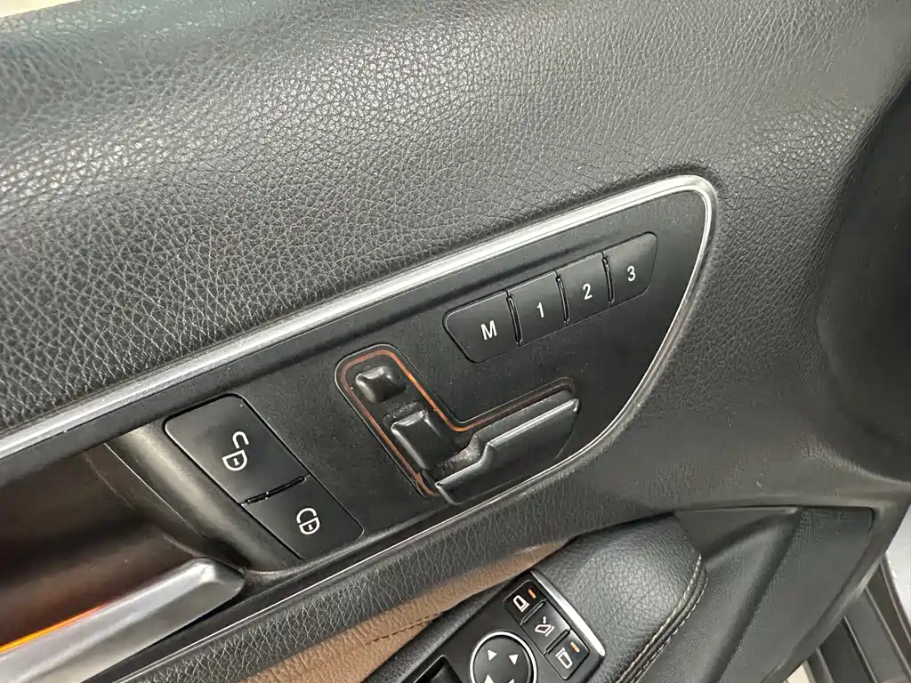 Mercedes-Benz GLA 2015