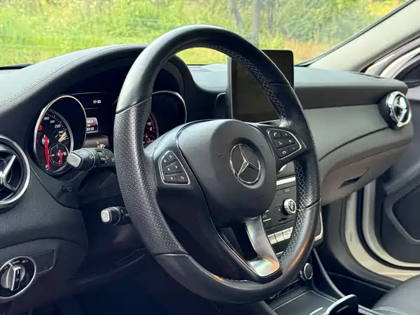 Mercedes-Benz GLA 2018