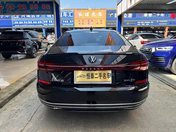 Volkswagen Passat 2023
