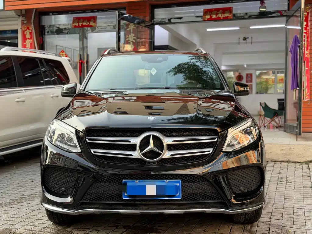 Mercedes-Benz GLE 2016