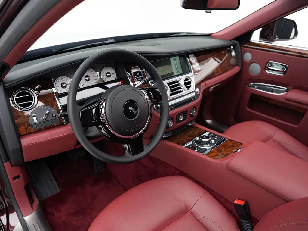 Rolls-Royce Ghost 2014 — фото 10