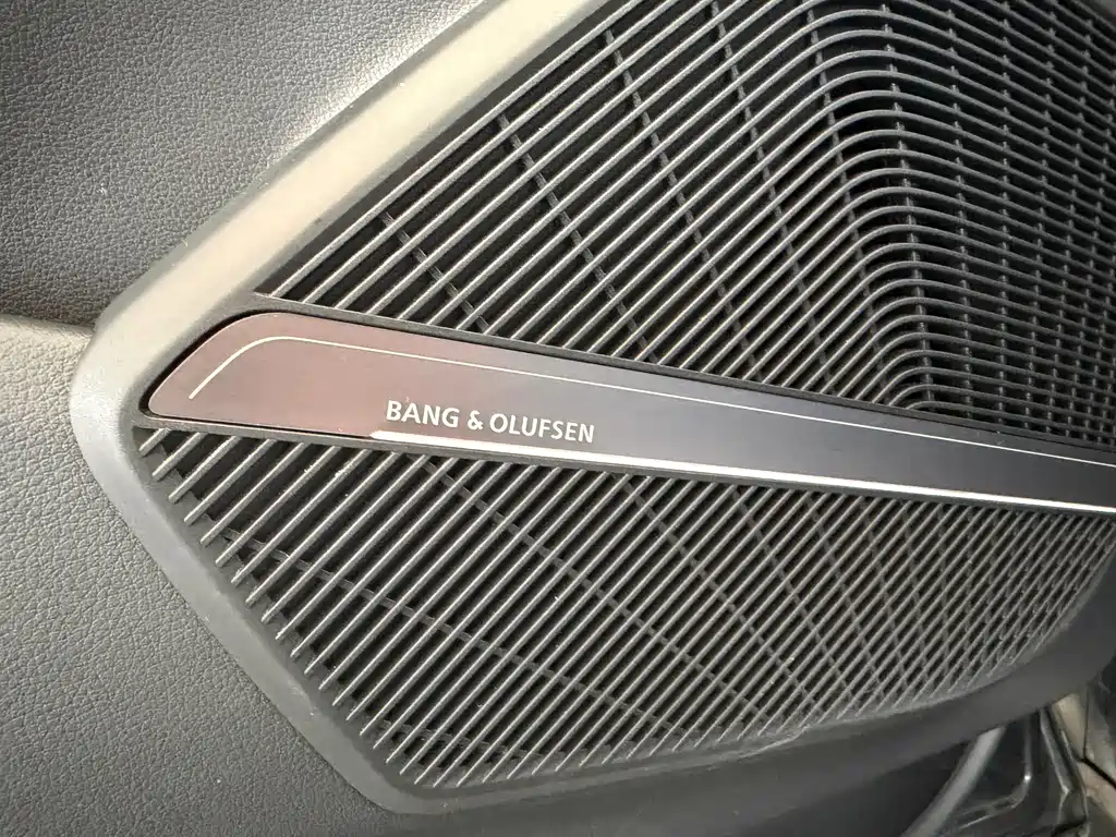 Audi Q5L 2022 — фото 13