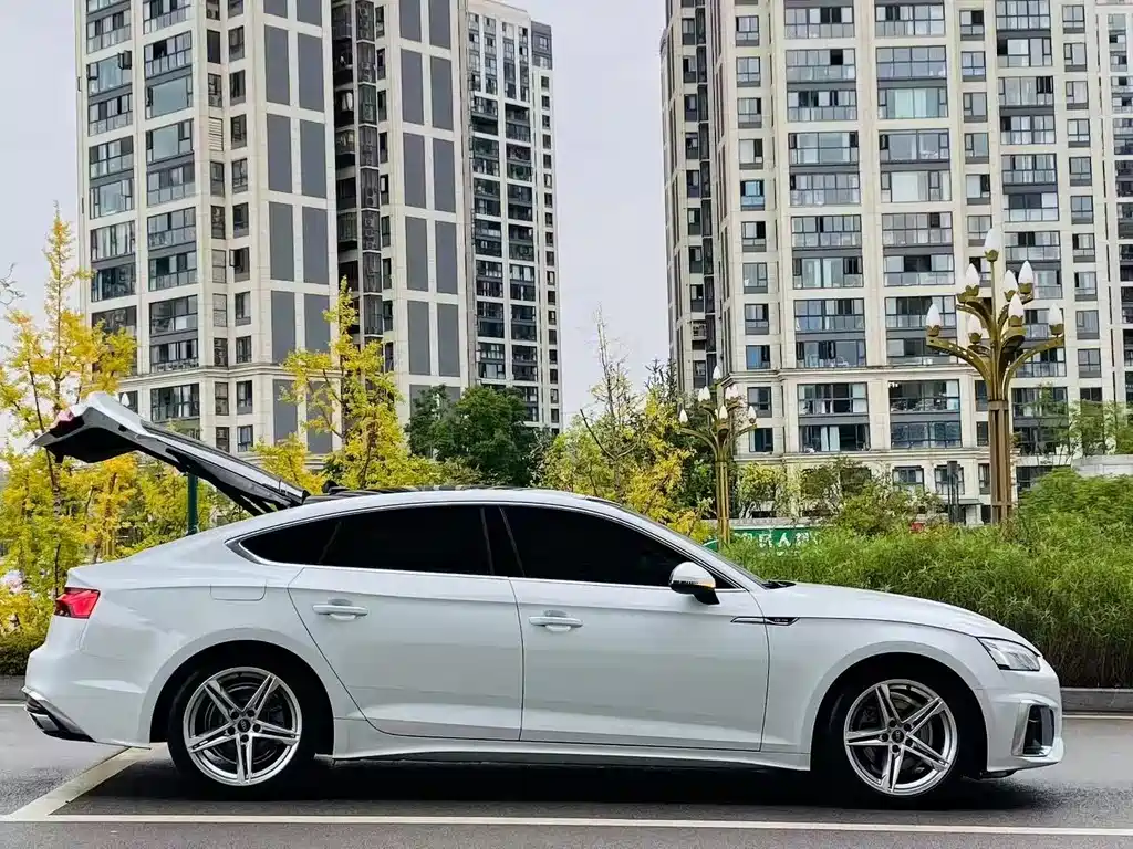 Audi A5 2022 — фото 22