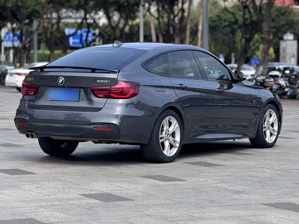 BMW 3 Series GT 2019 — фото 10