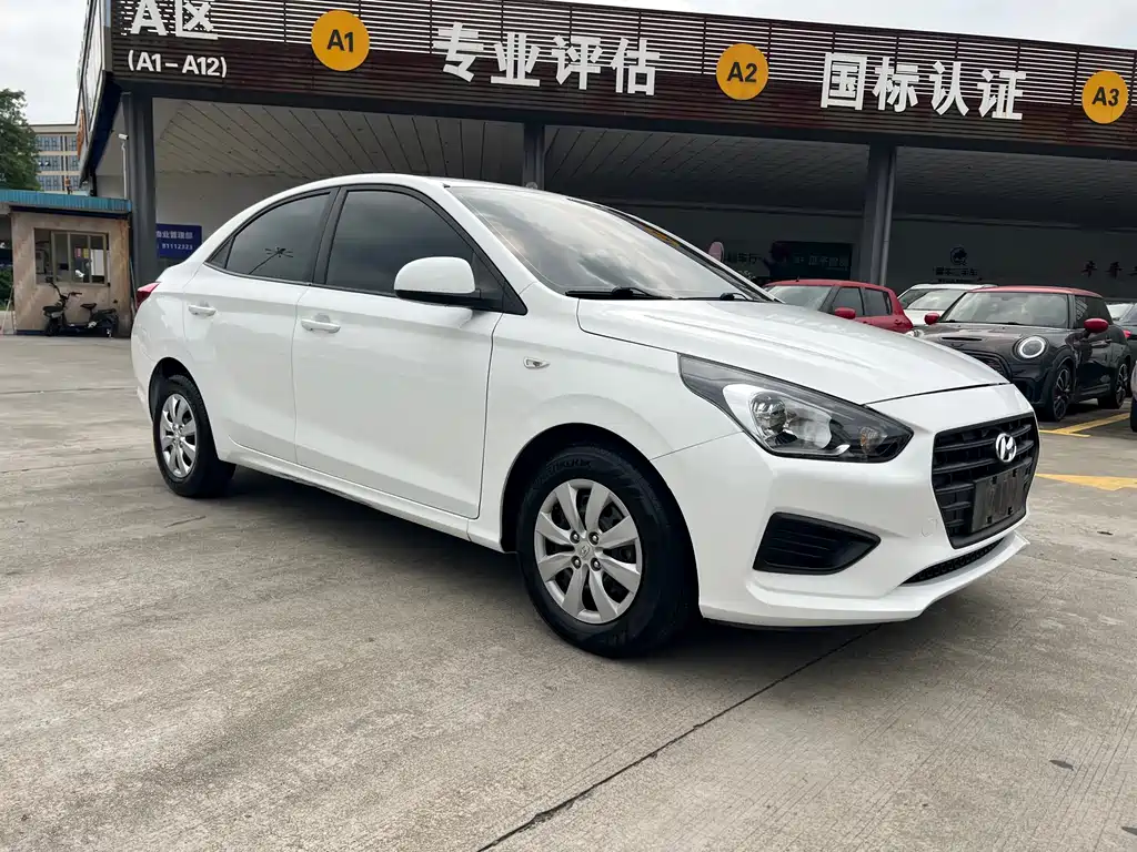 Hyundai Verna 2019 — фото 3