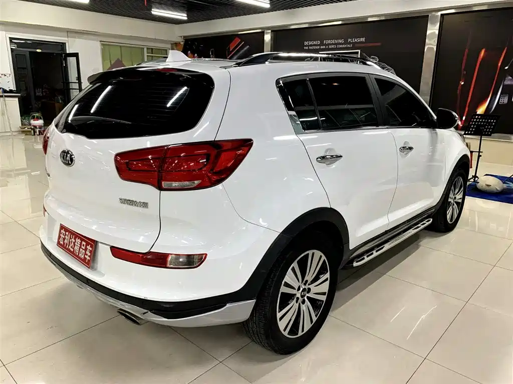 Kia Sportage 2016 — фото 12
